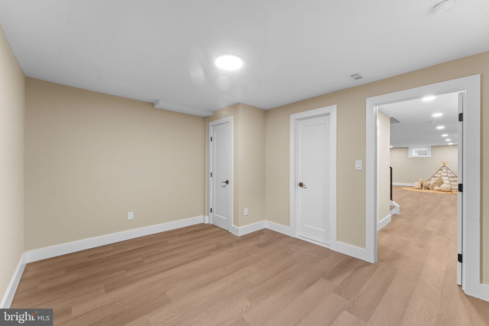 HICKORY HOLLOW FOREST - Residential