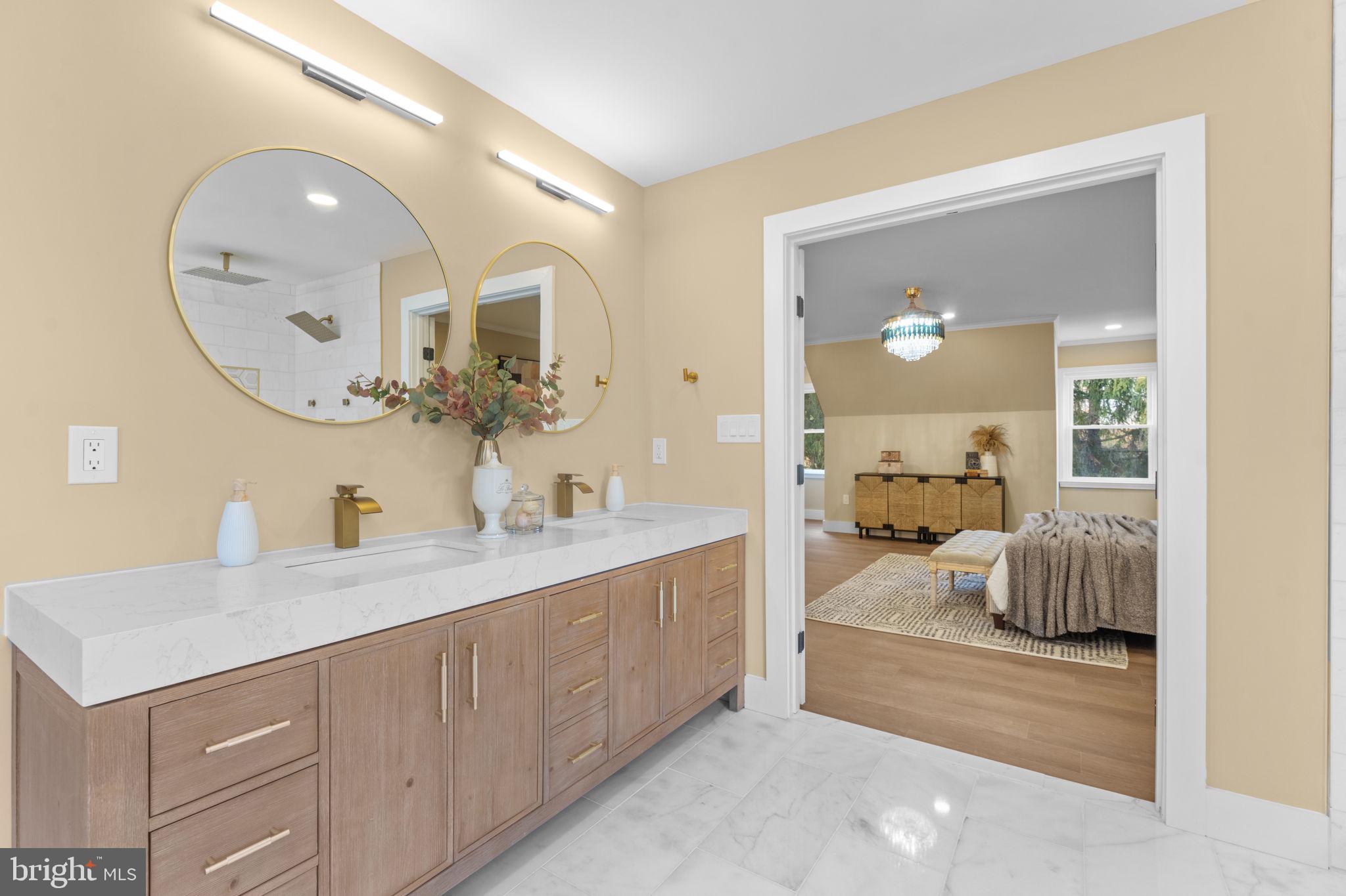 HICKORY HOLLOW FOREST - Residential