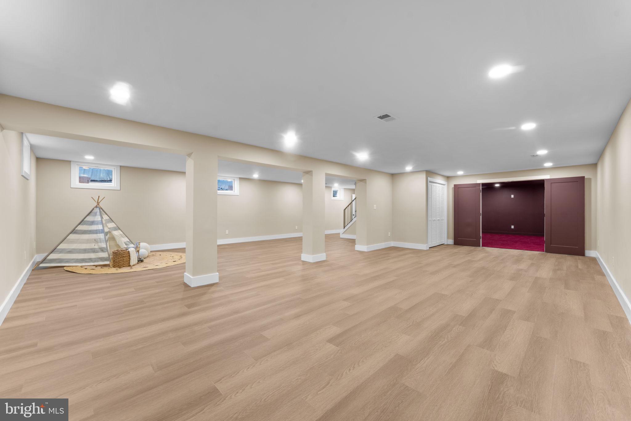 HICKORY HOLLOW FOREST - Residential