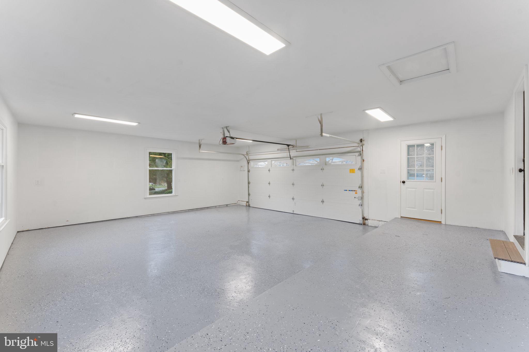 HICKORY HOLLOW FOREST - Residential