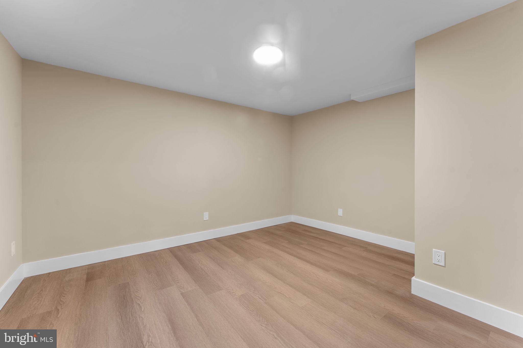 HICKORY HOLLOW FOREST - Residential