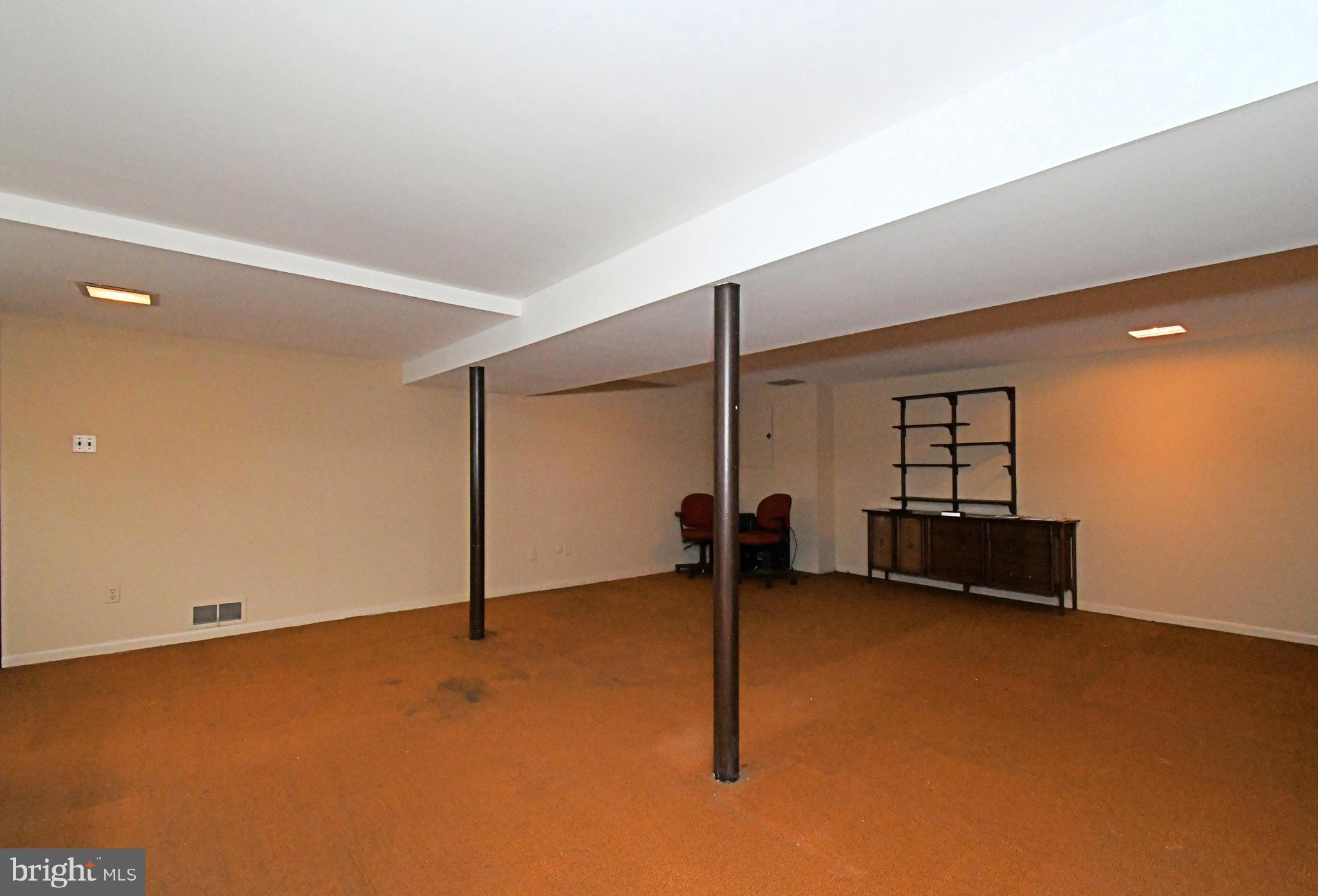 SPRING MILL - Residential