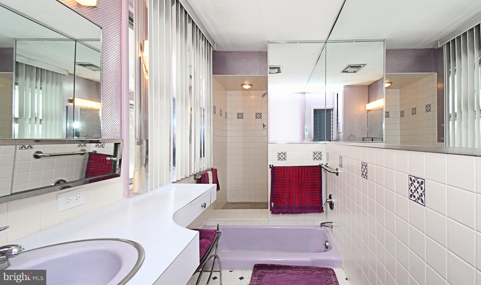 SPRING MILL - Residential