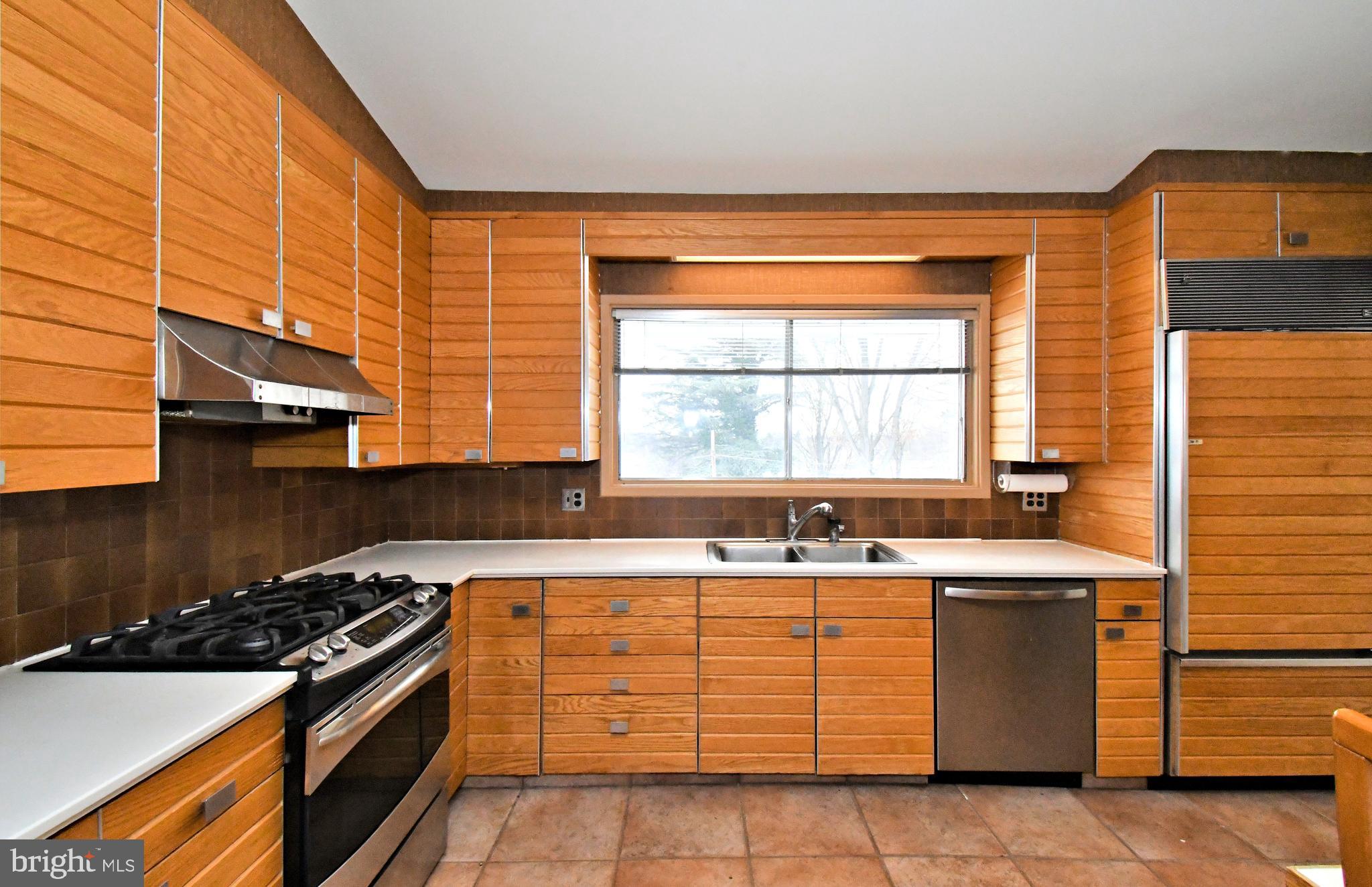 SPRING MILL - Residential