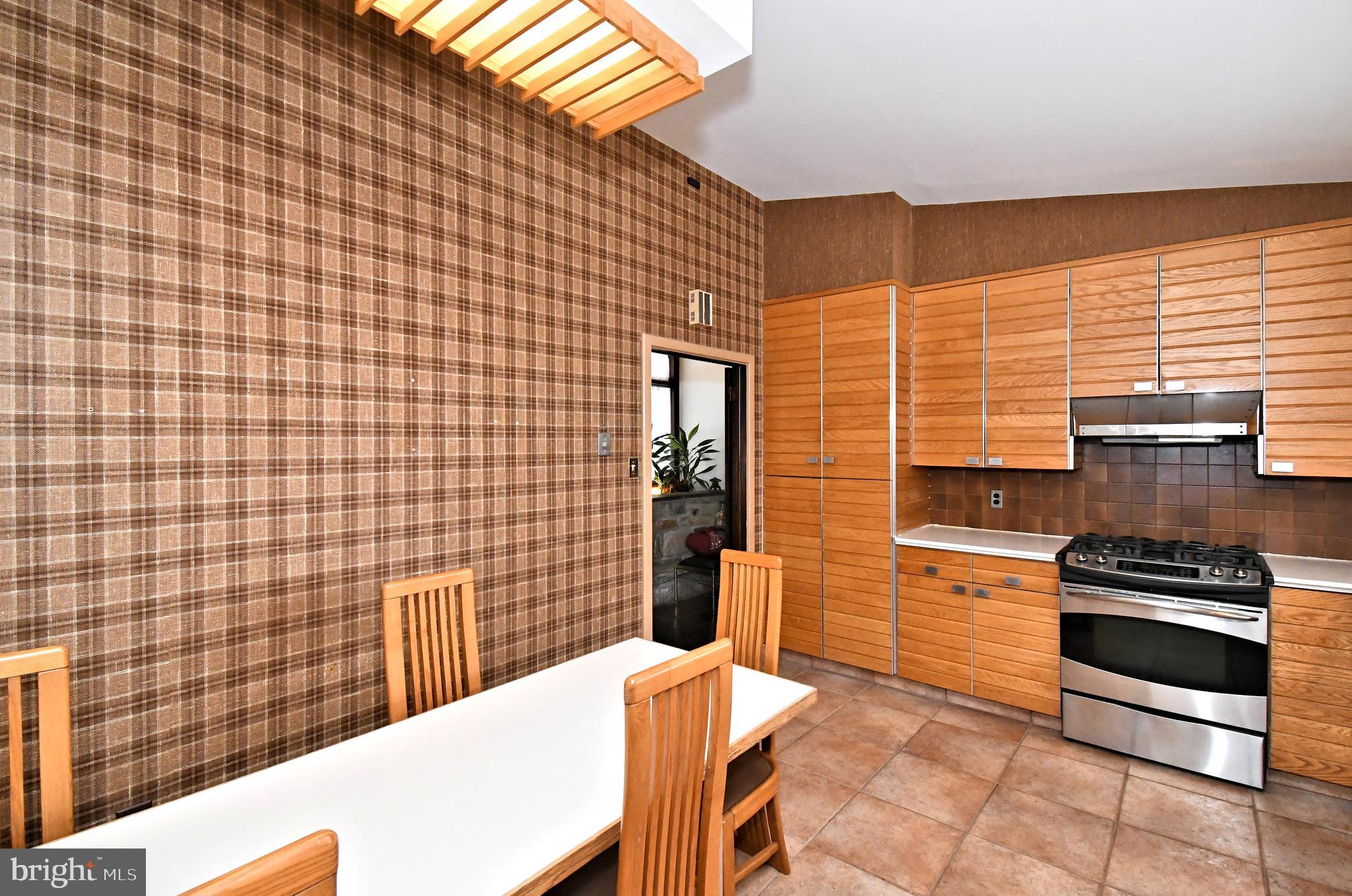 SPRING MILL - Residential