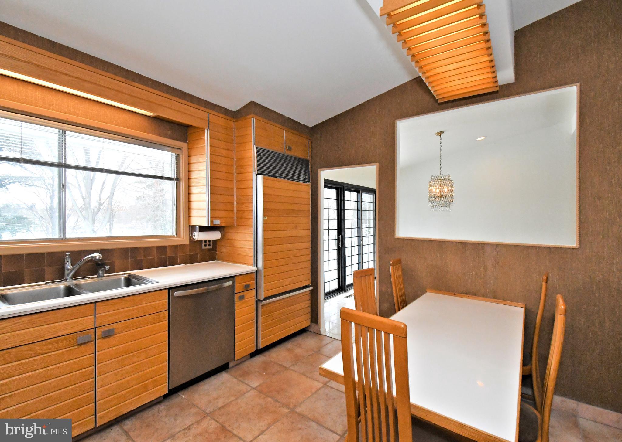 SPRING MILL - Residential