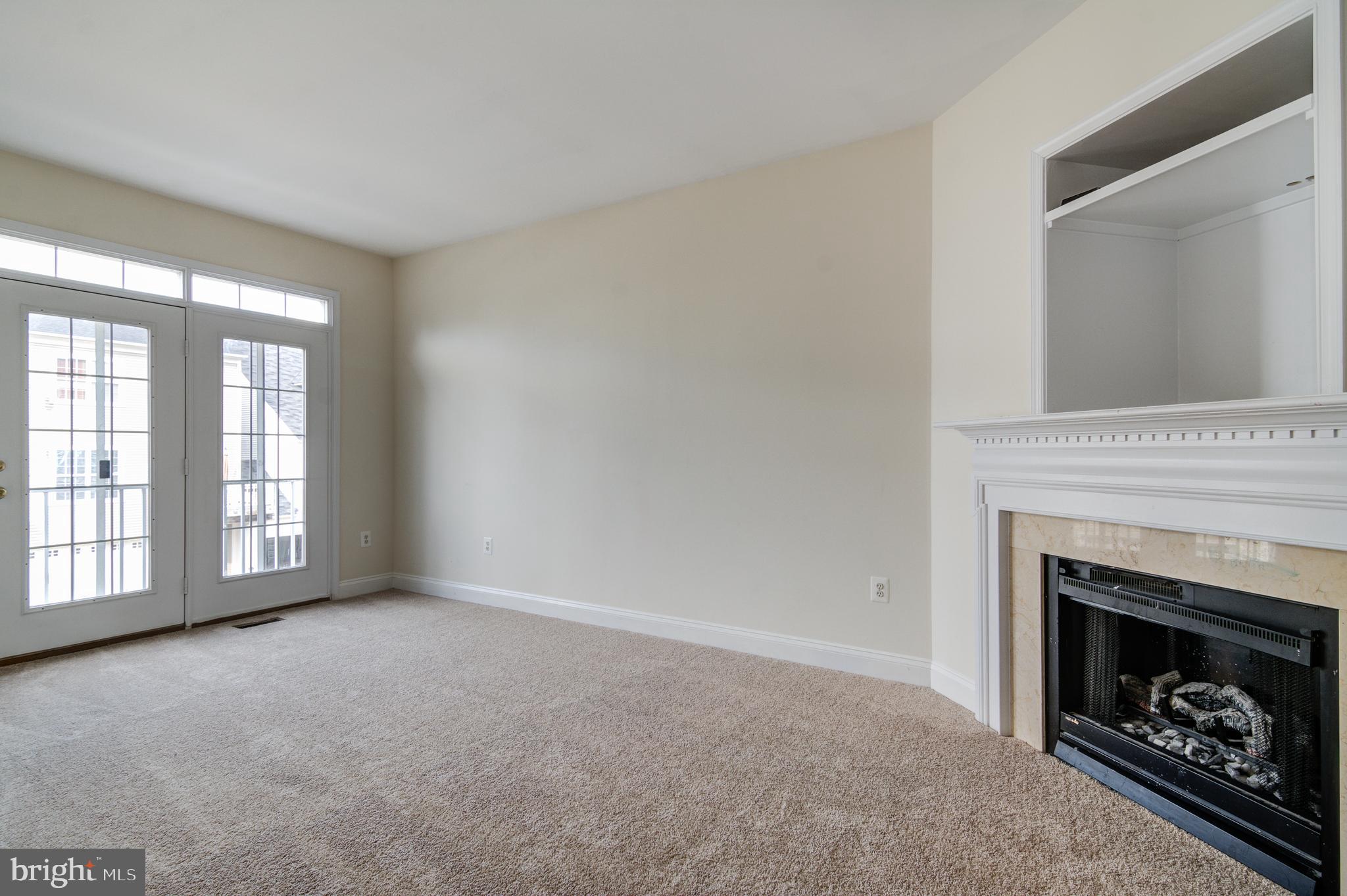 RIVER OAKS - Residential