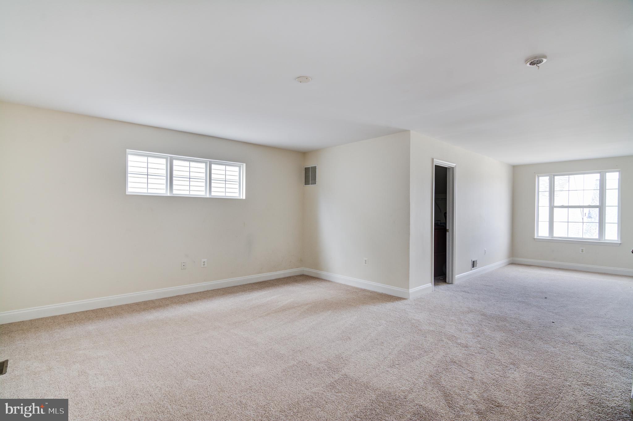 RIVER OAKS - Residential