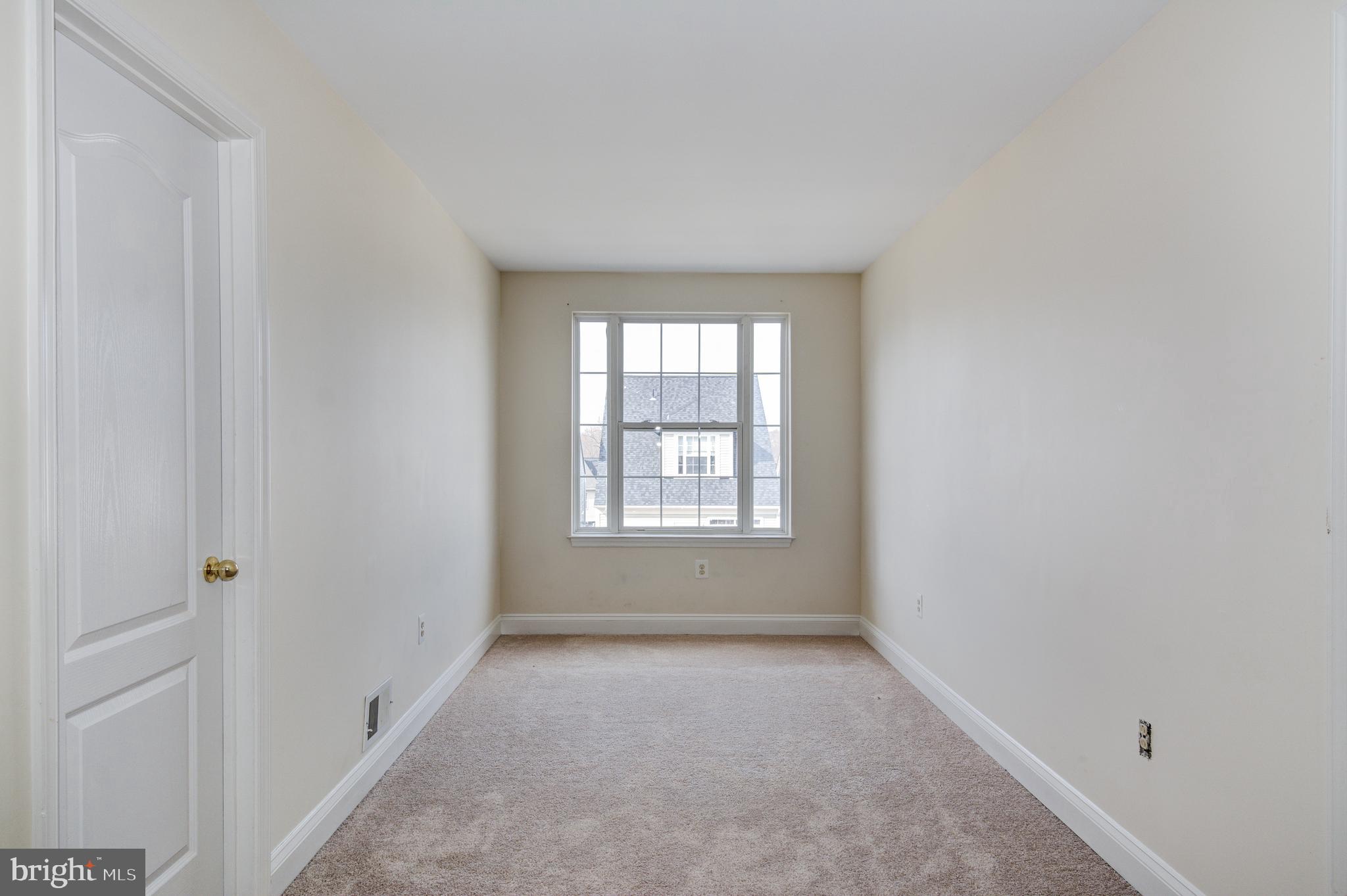 RIVER OAKS - Residential