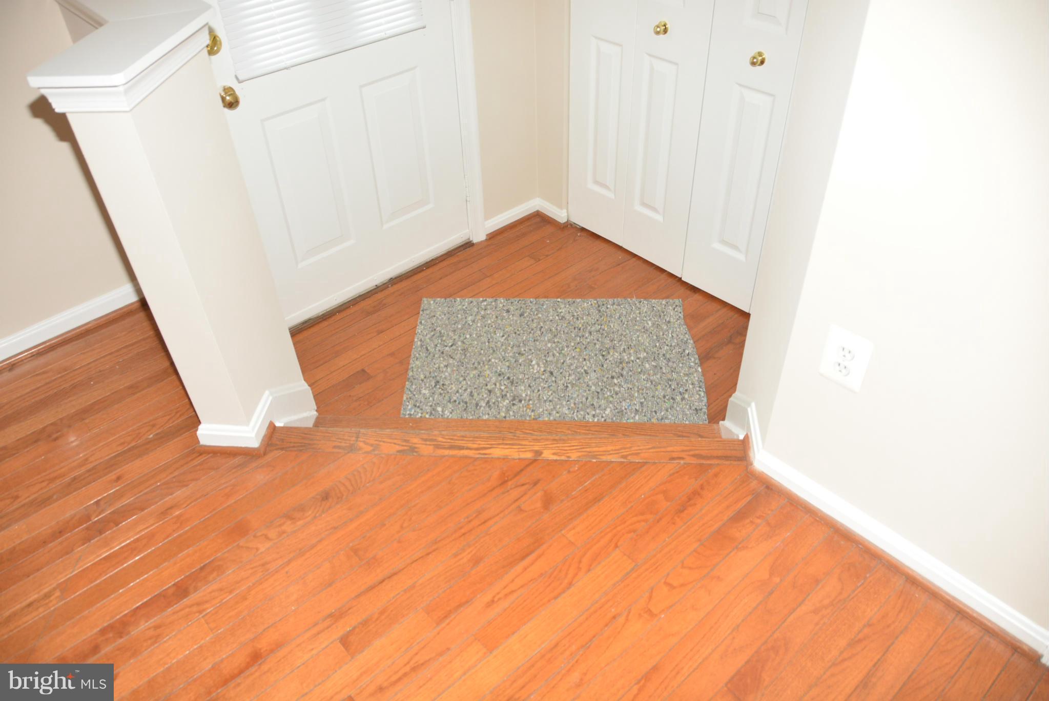 RIDGE COMMONS - Residential