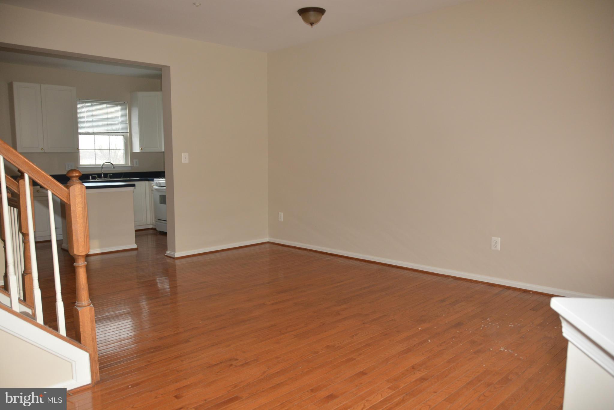 RIDGE COMMONS - Residential