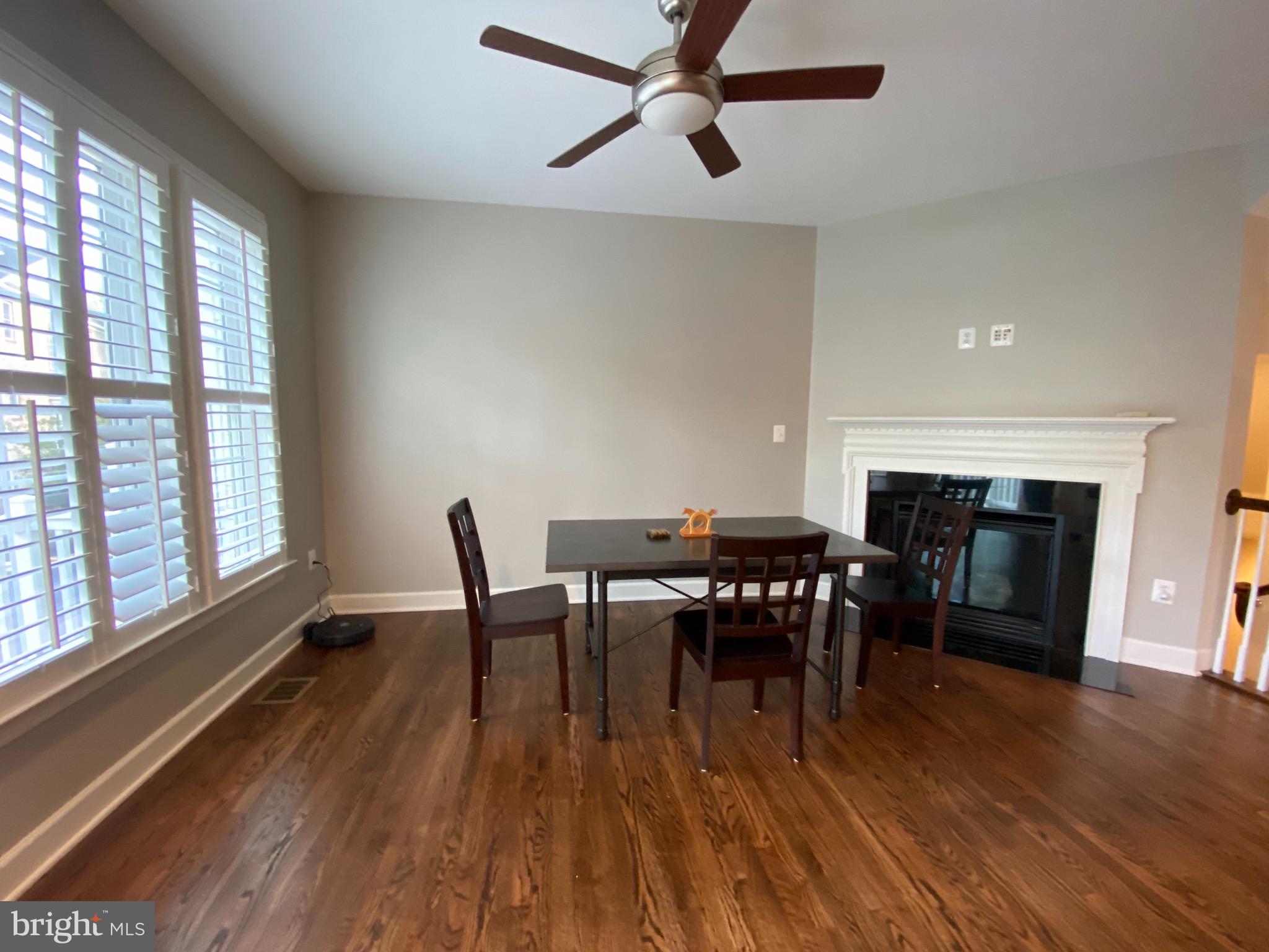 FAIR OAKS - Residential Lease