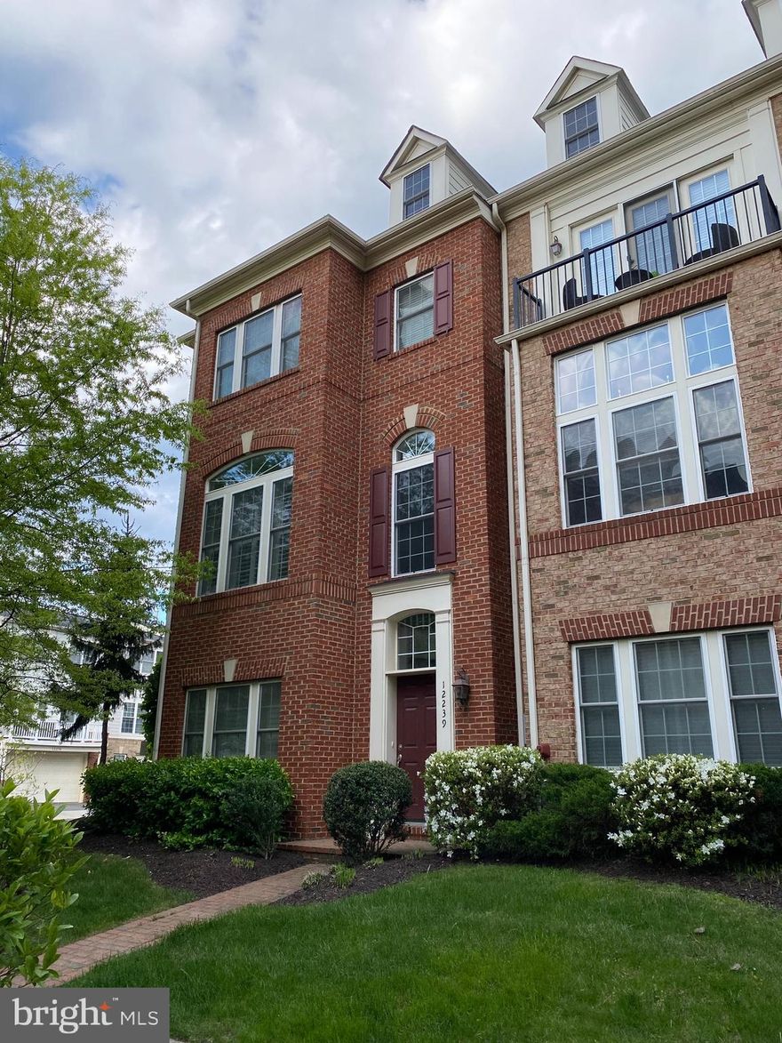Discover this stunning end-unit townhouse bathed in natural light streaming through numerous windows. Enjoy elegant hardwood floors and an inviting open kitchen boasting a large island, sleek granite countertops, and convenient deck access. The upper level offers a luxurious primary bedroom complete with an en-suite bathroom and dual walk-in closets. The lower level provides a versatile recreation room, a laundry area, and a full bathroom. This exceptional home also includes a practical two-car garage and offers easy access to I-66, Route 50, and Route 29. -------------------------------------------------------------------------------------------------------------------------------------------- All Richey Property Management residents must enroll in and purchase a Resident Benefits Package which includes liability insurance, credit building to help boost the resident’s credit score with timely rent payments, up to $1M Identity Theft Protection, HVAC air filter delivery (for applicable properties), move-in concierge service making utility connection and home service setup a breeze during your move-in, our best-in-class resident rewards program, and much more! More details and options provided upon application.