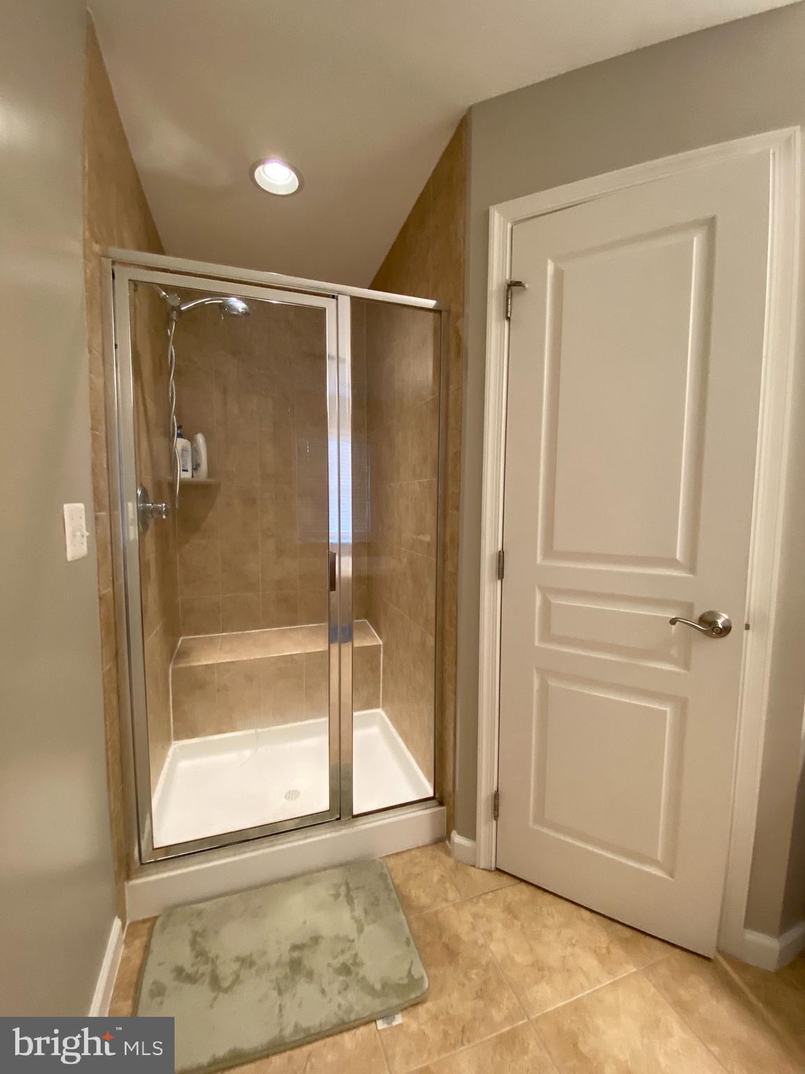 FAIR OAKS - Residential Lease