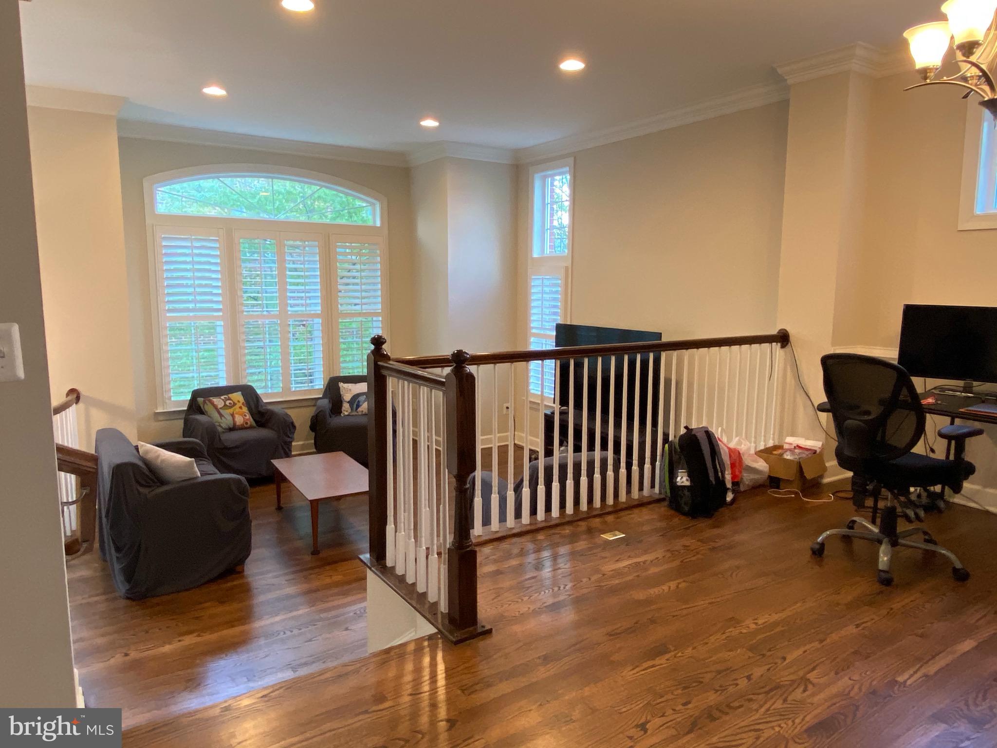 FAIR OAKS - Residential Lease