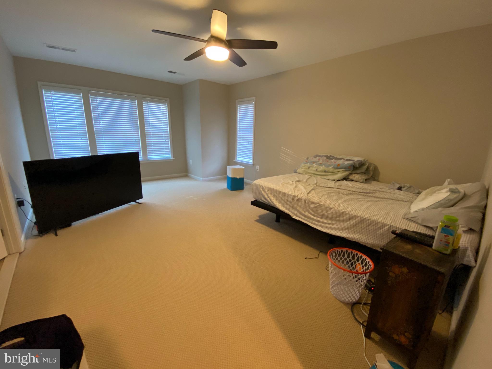 FAIR OAKS - Residential Lease