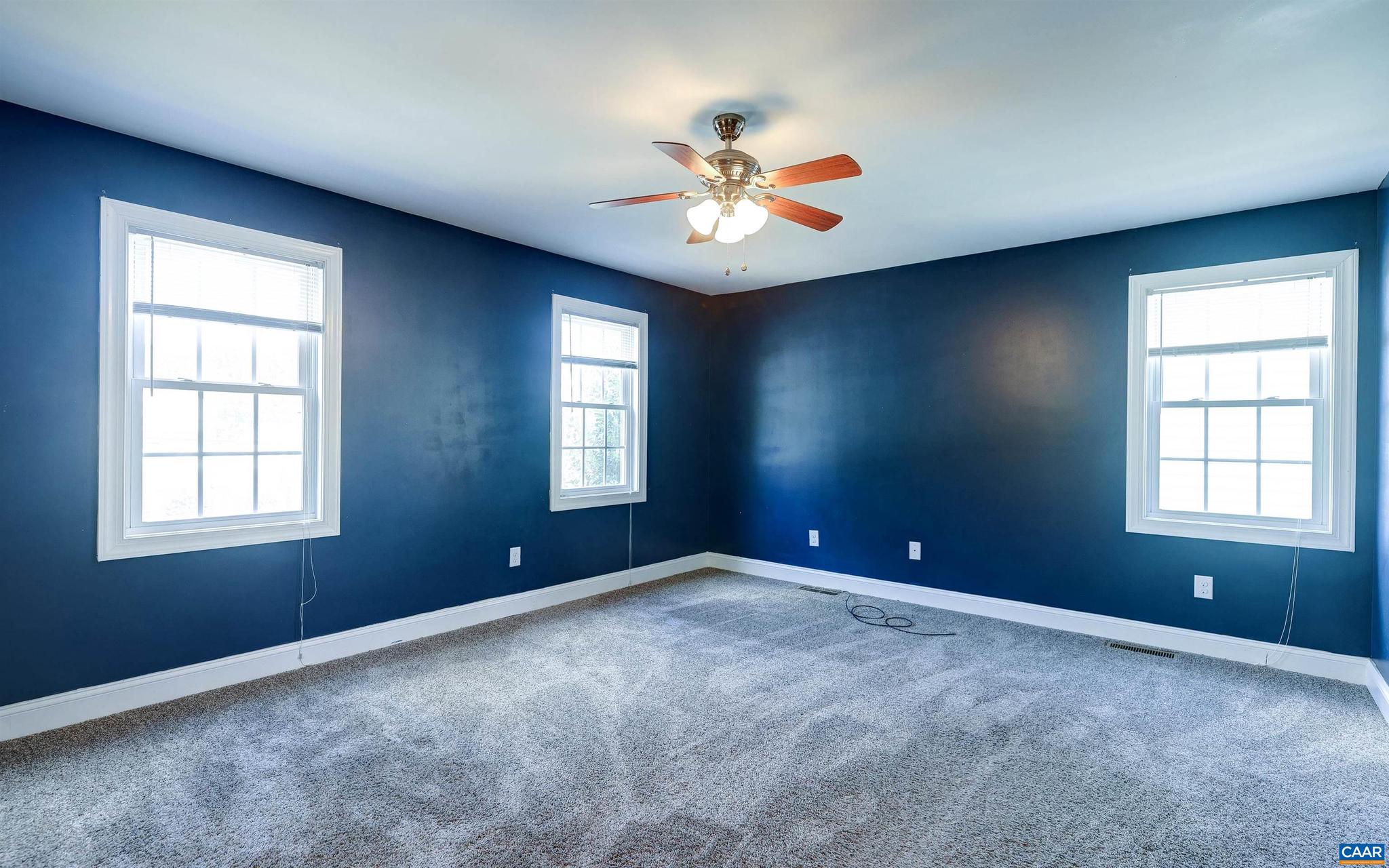 COUNTRY GREEN COTTAGES - Residential