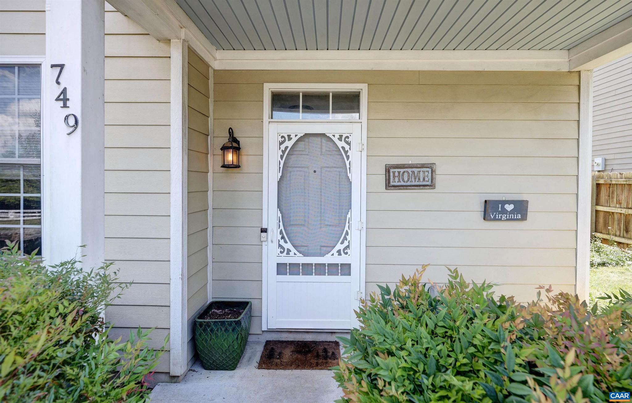 COUNTRY GREEN COTTAGES - Residential