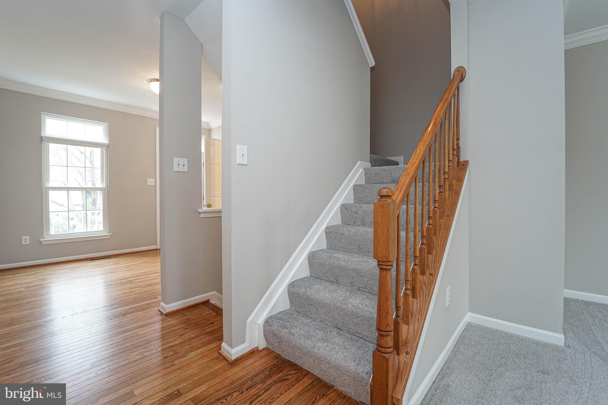 COLLEGE HILLS - Residential