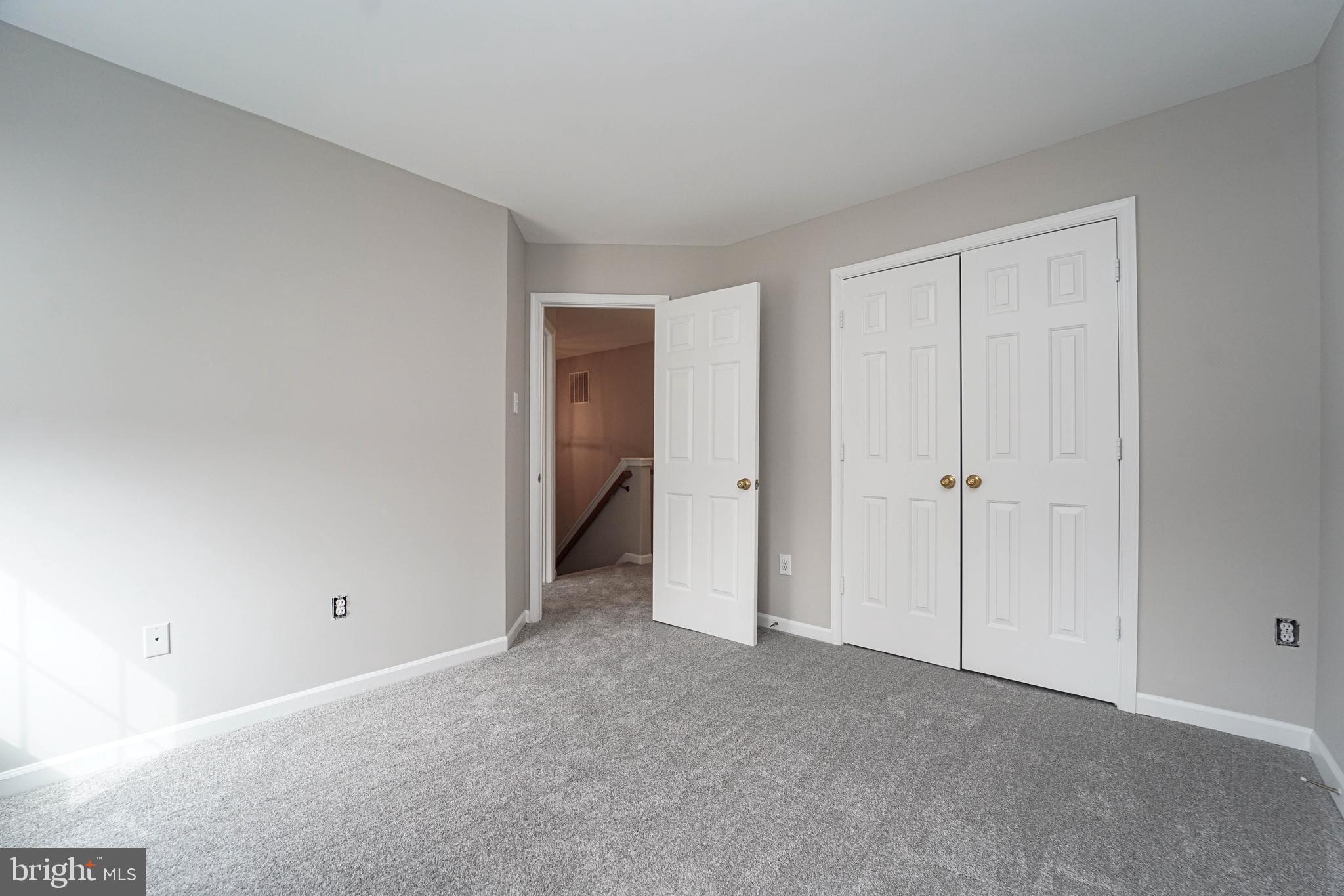 COLLEGE HILLS - Residential