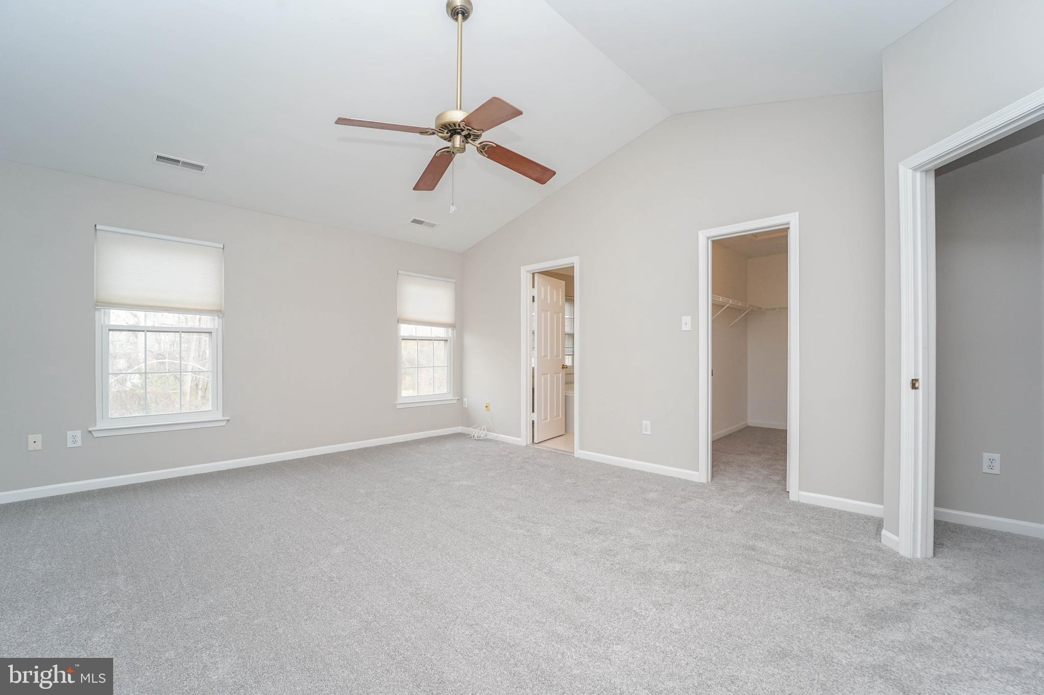 COLLEGE HILLS - Residential