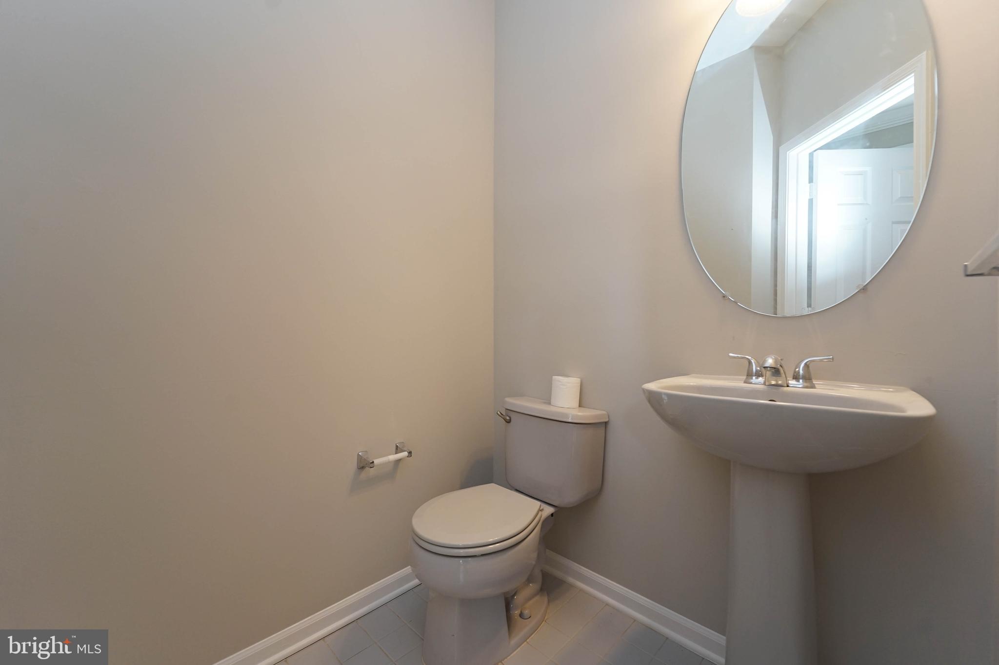 COLLEGE HILLS - Residential