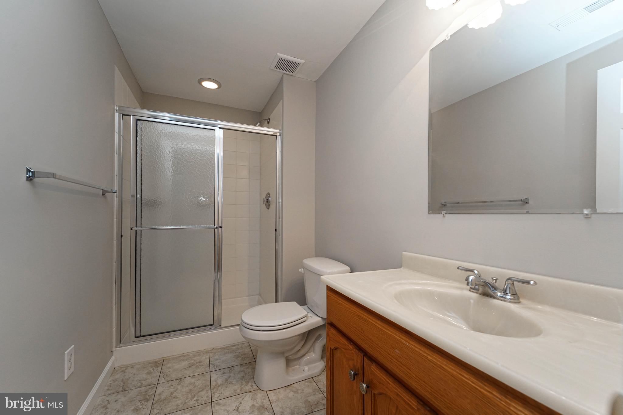 COLLEGE HILLS - Residential