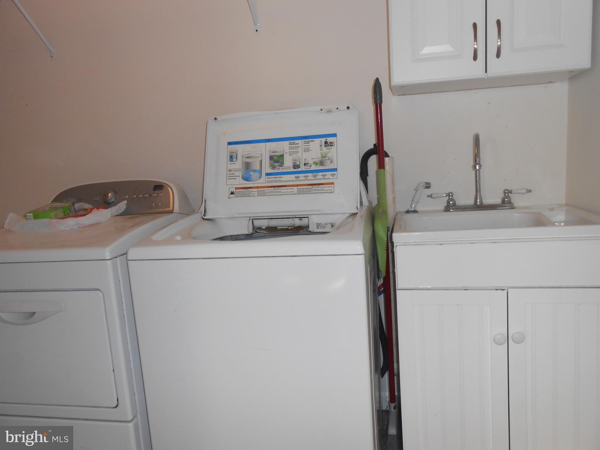 TOWN CREEK - Residential Lease