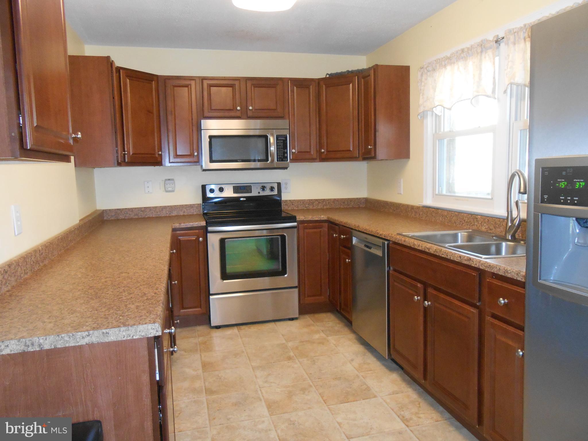 TOWN CREEK - Residential Lease