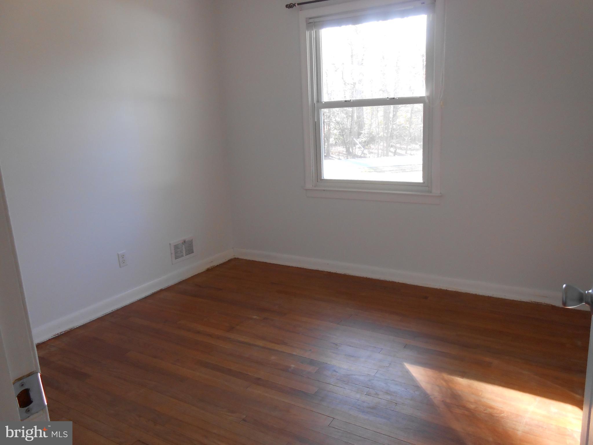 TOWN CREEK - Residential Lease