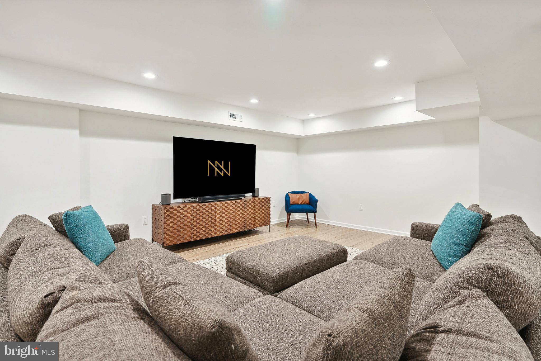 COLVINS GLEN - Residential