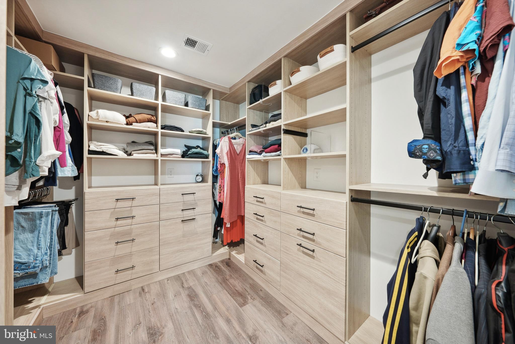 COLVINS GLEN - Residential