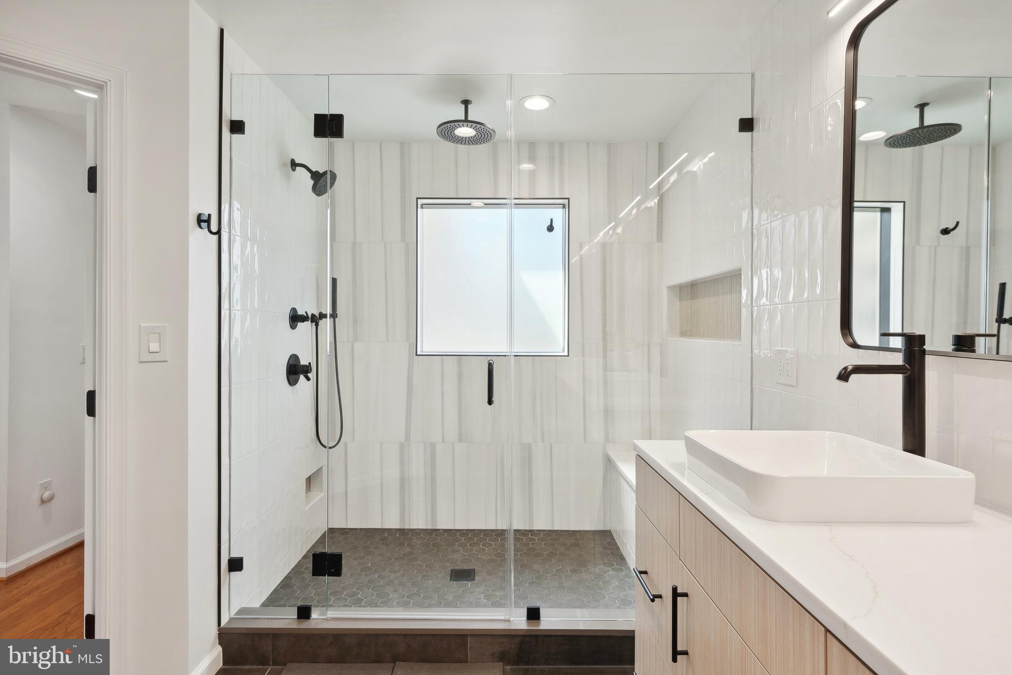 COLVINS GLEN - Residential