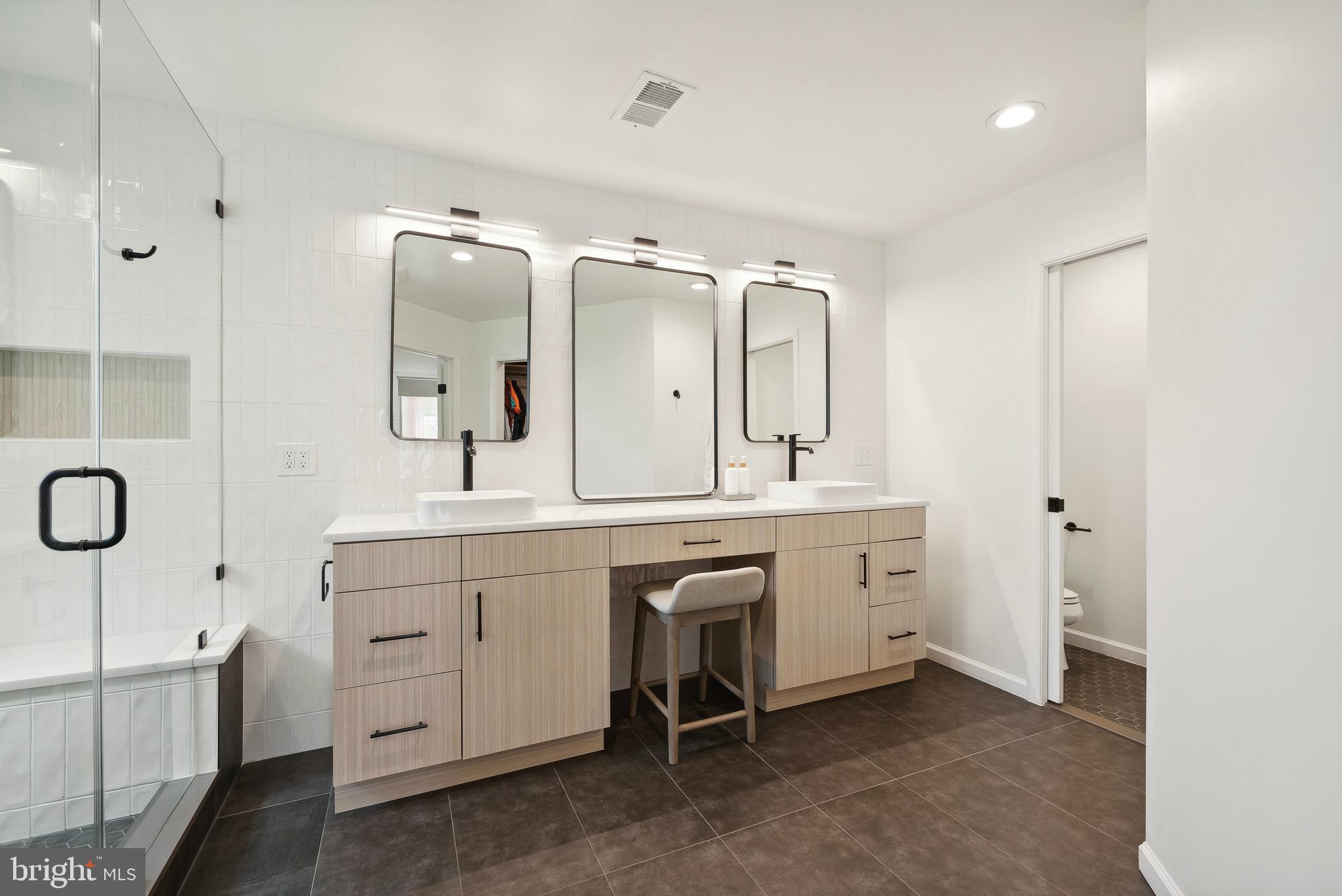 COLVINS GLEN - Residential