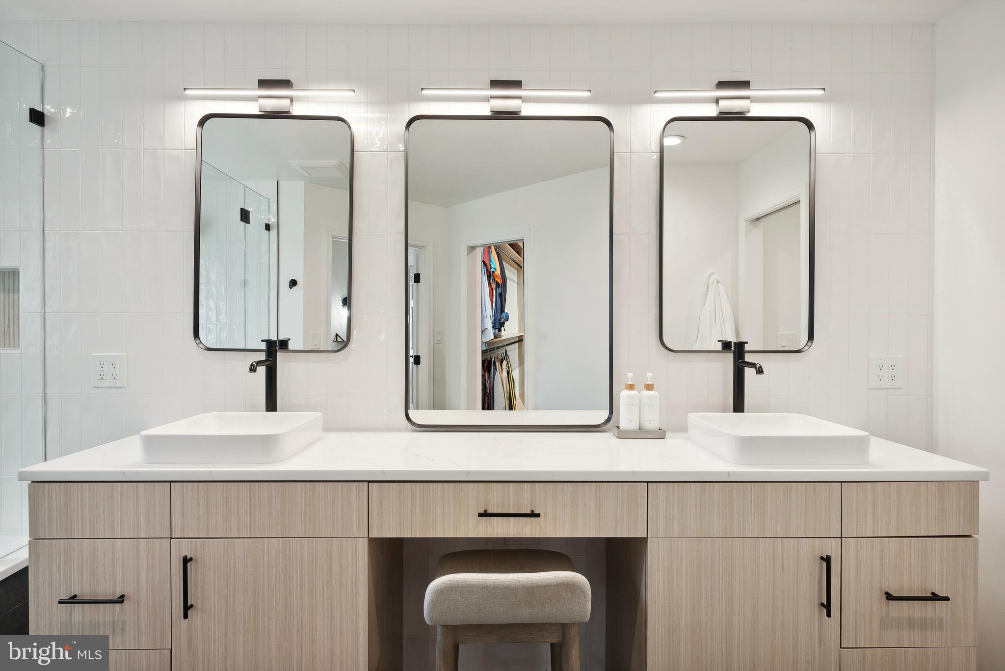 COLVINS GLEN - Residential