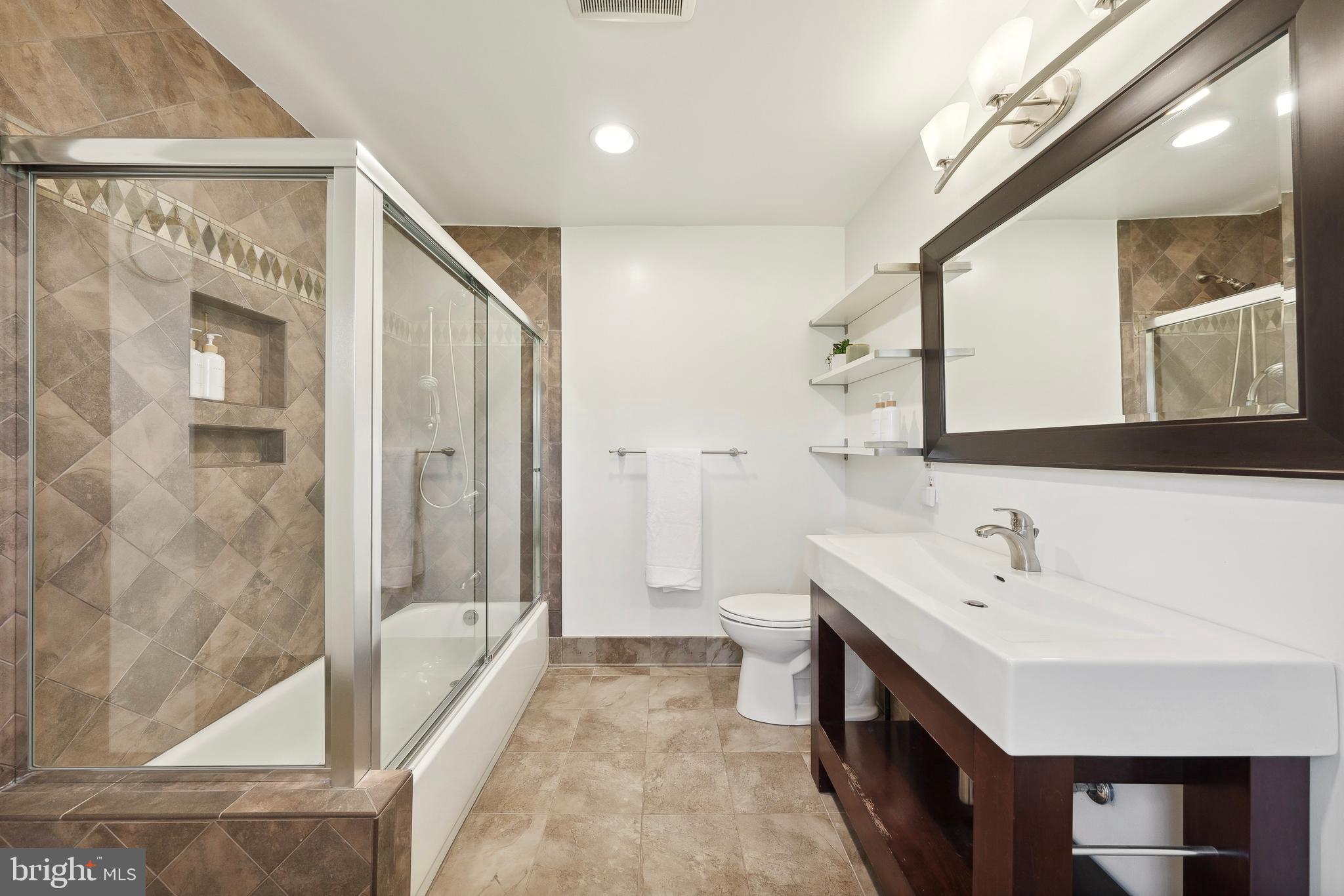 COLVINS GLEN - Residential