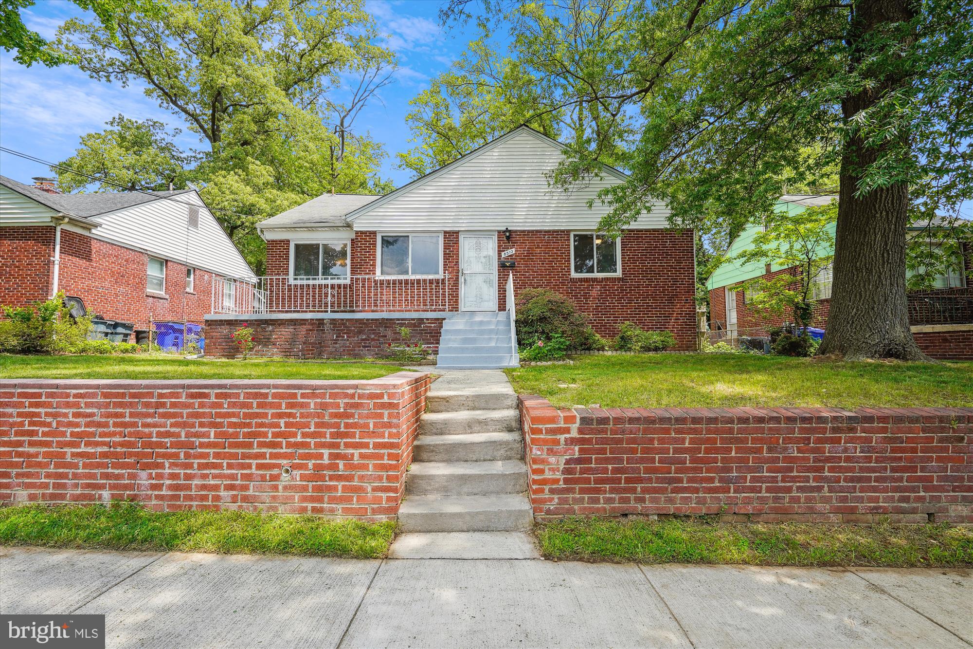 ROLLING TERRACE - Residential