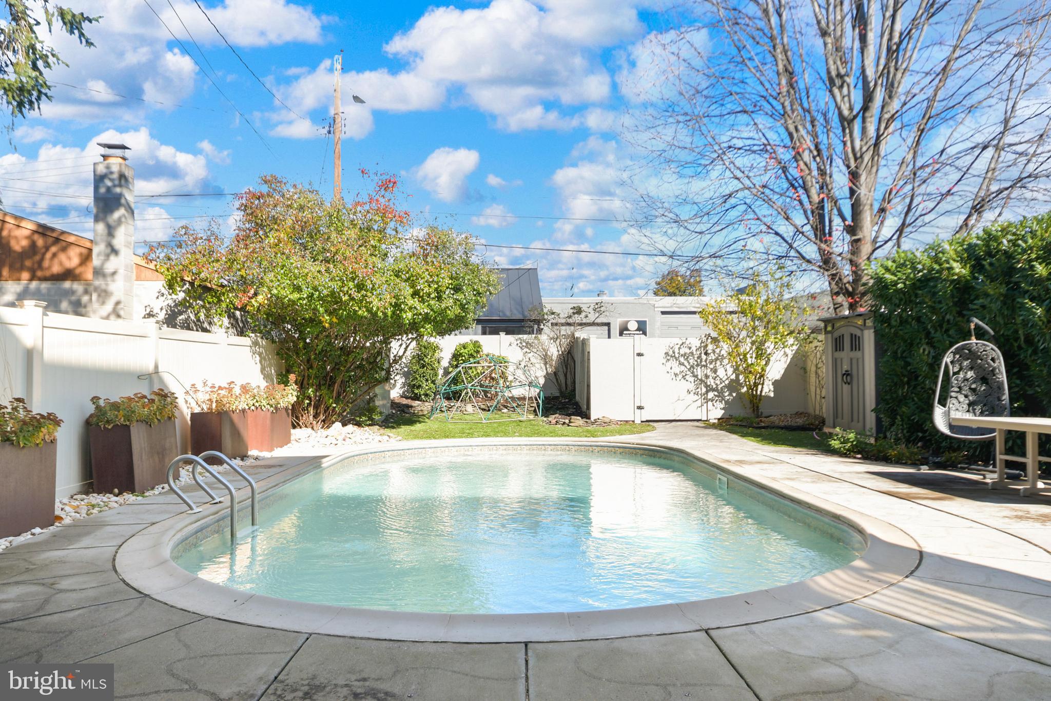 BAKER PARK - Residential