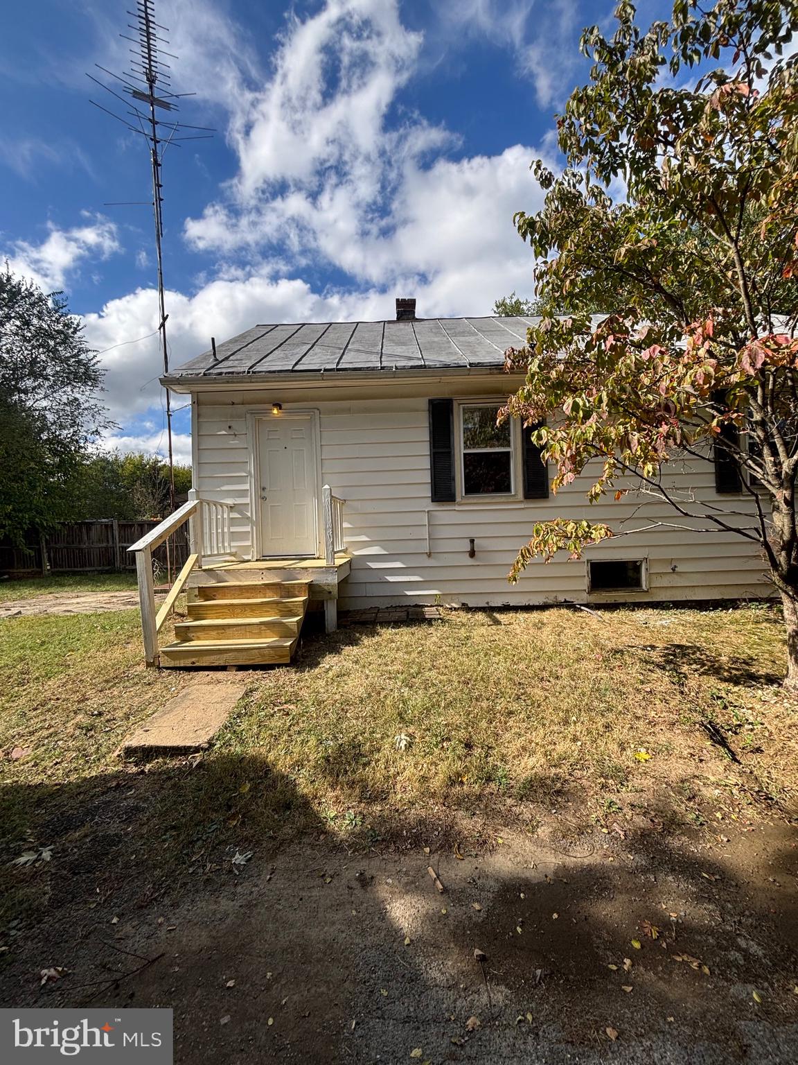 NONE AVAILABLE - Residential Lease