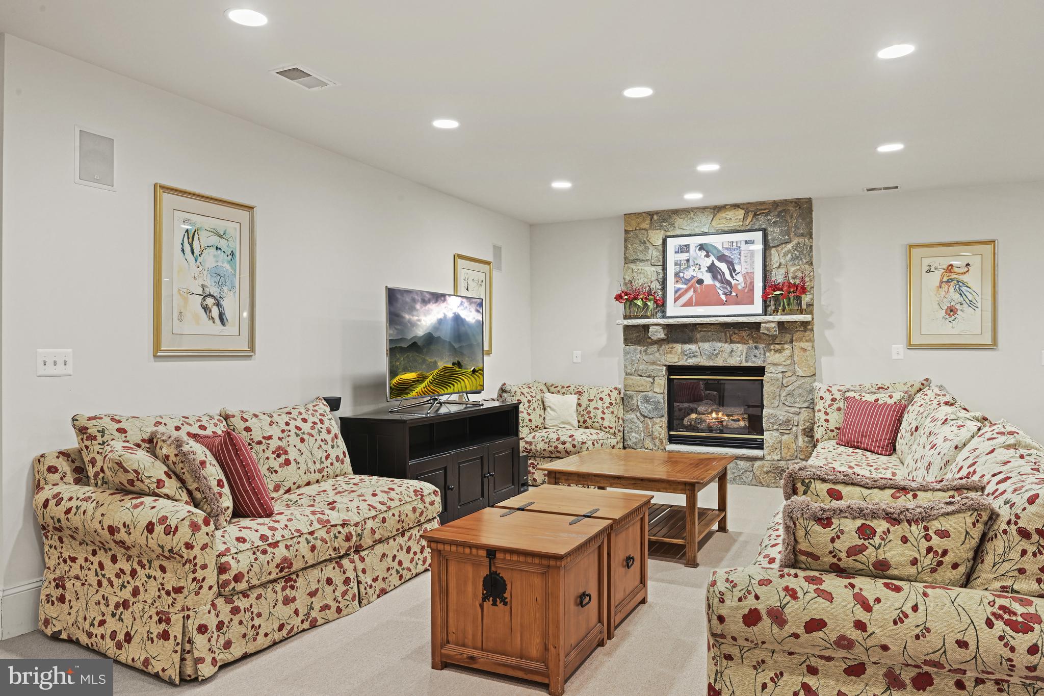 EVANS FARM - Residential