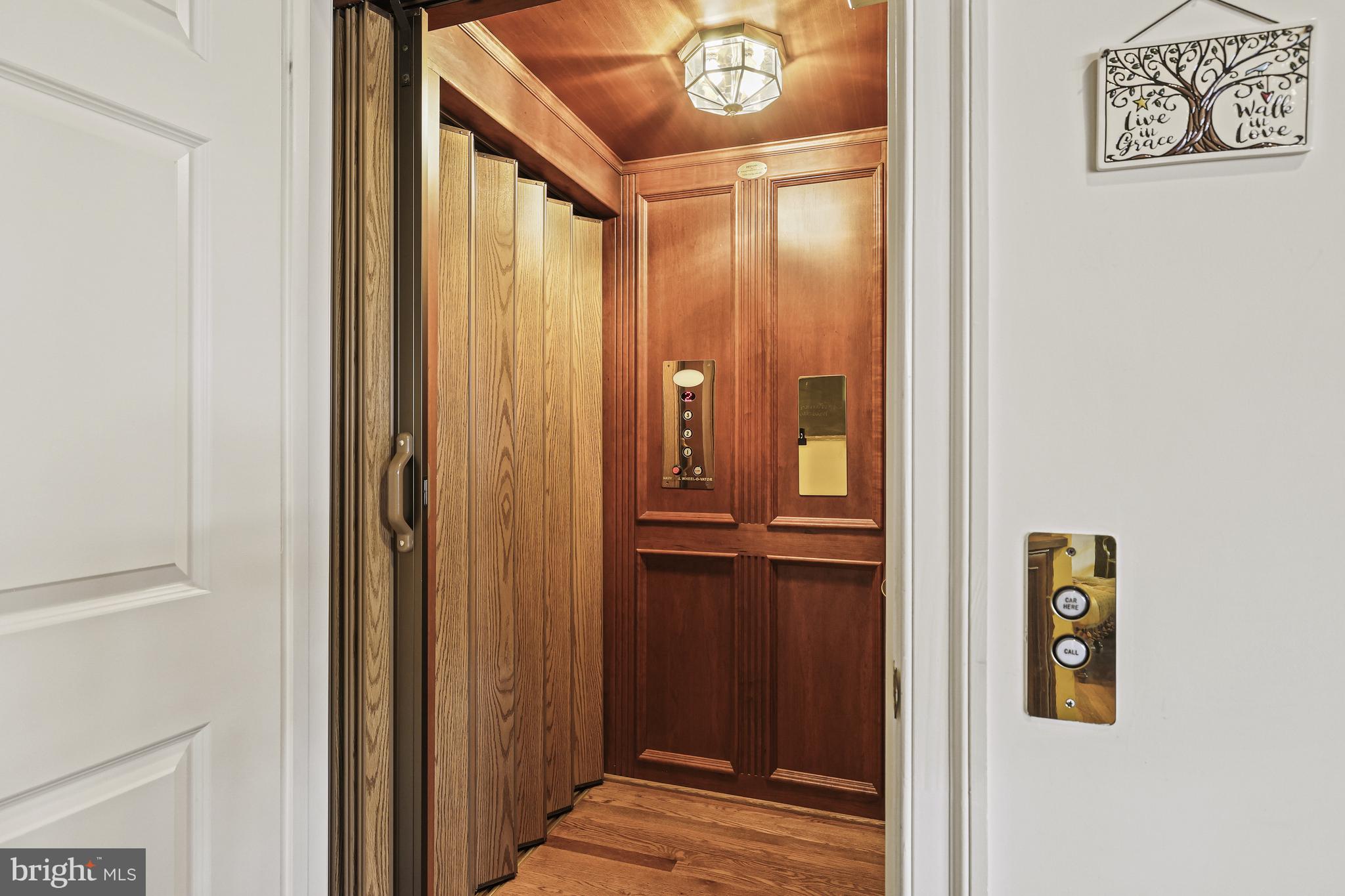 EVANS FARM - Residential