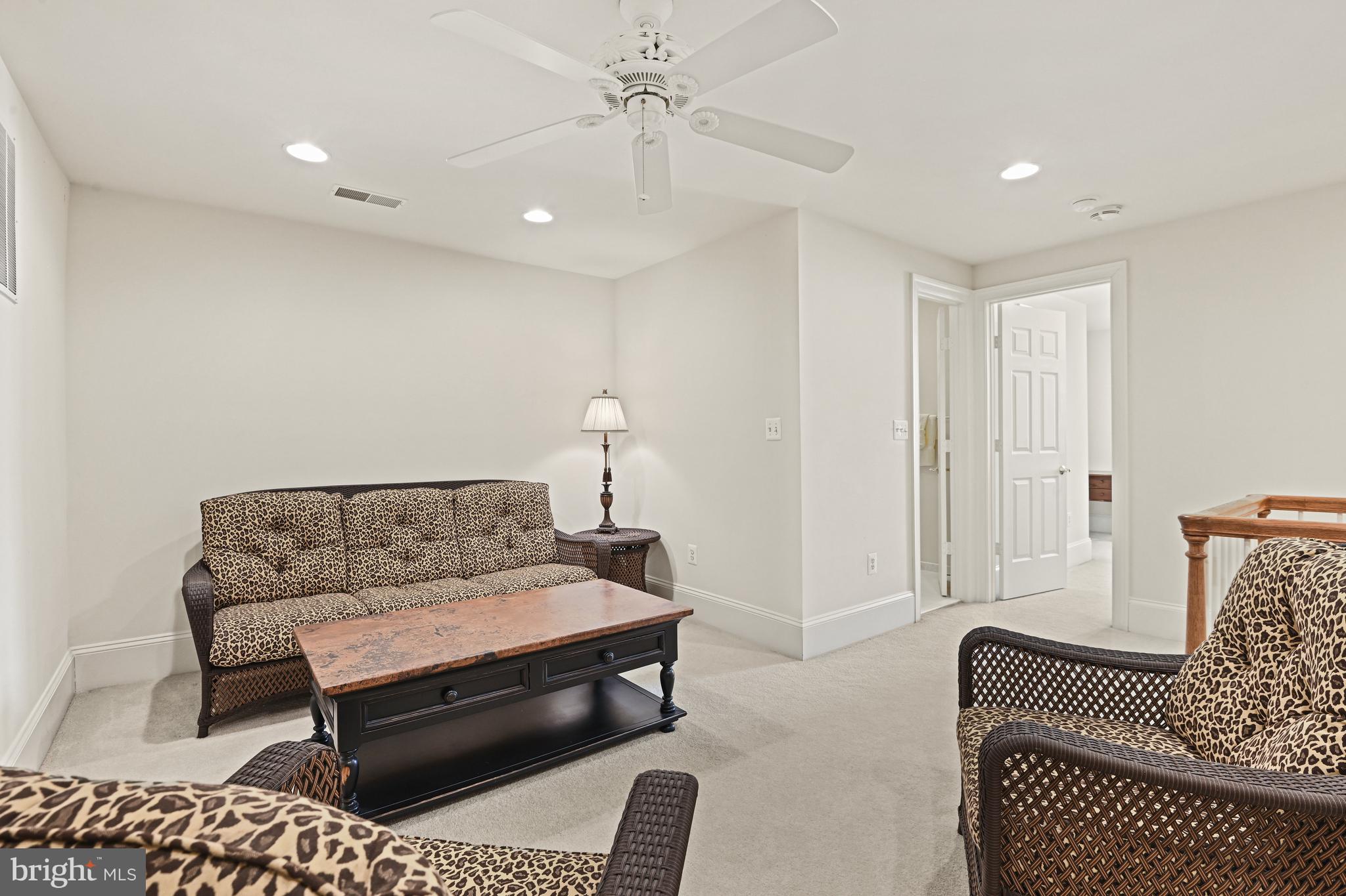 EVANS FARM - Residential