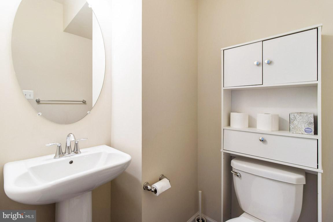 TANYARD SPRINGS TOWNHOMES - Residential