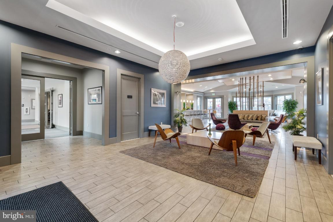 TANYARD SPRINGS TOWNHOMES - Residential