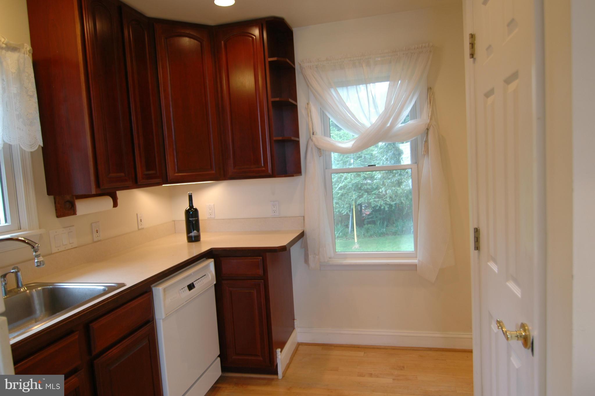 BAY RIDGE - Residential Lease