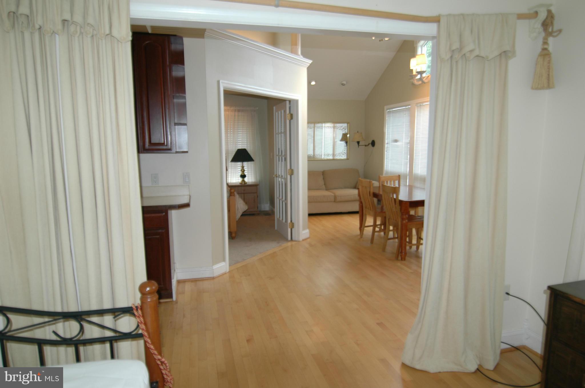 BAY RIDGE - Residential Lease