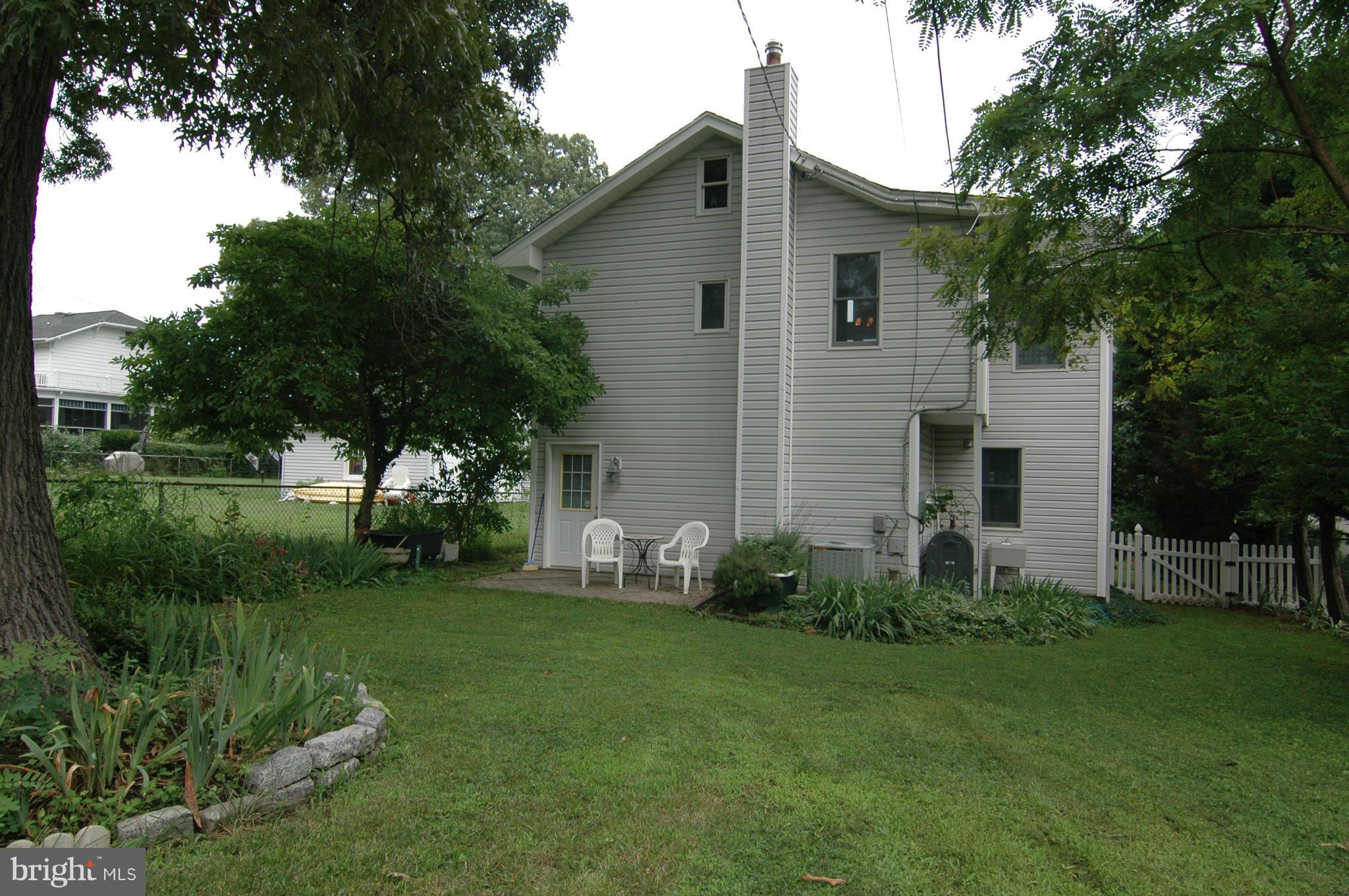 BAY RIDGE - Residential Lease