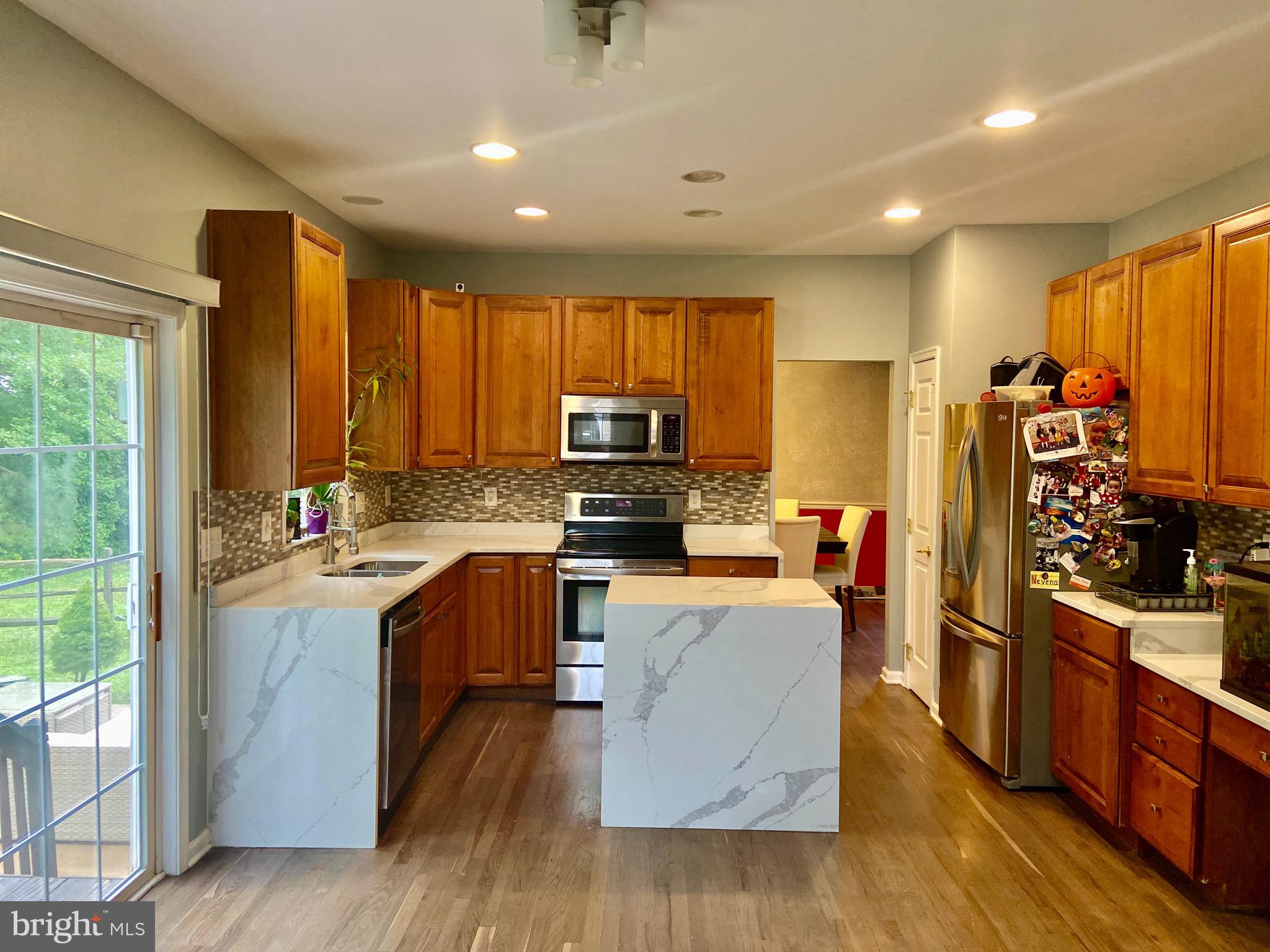 PATRIOTS GLEN - Residential