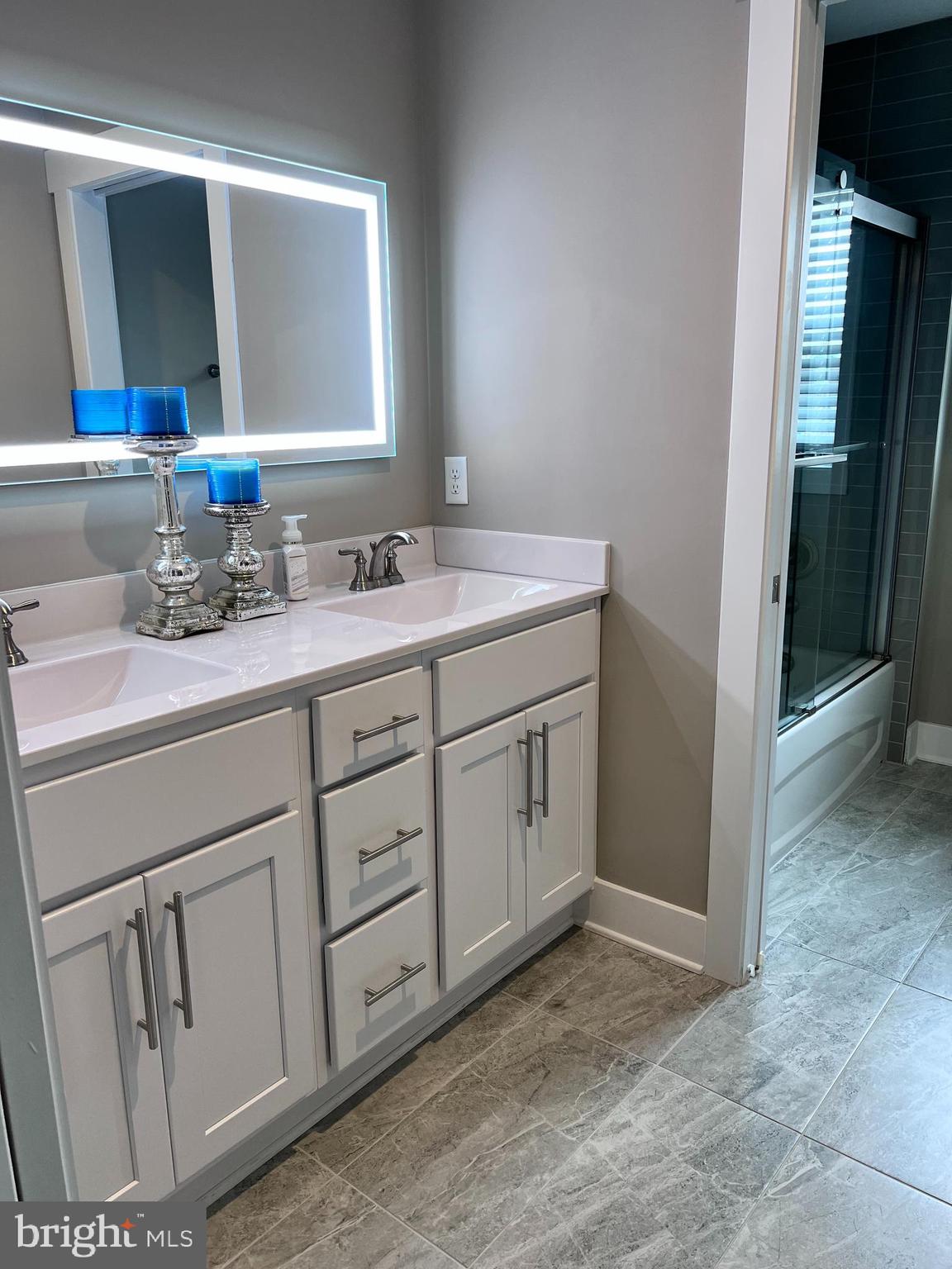 DARBYTOWN - Residential