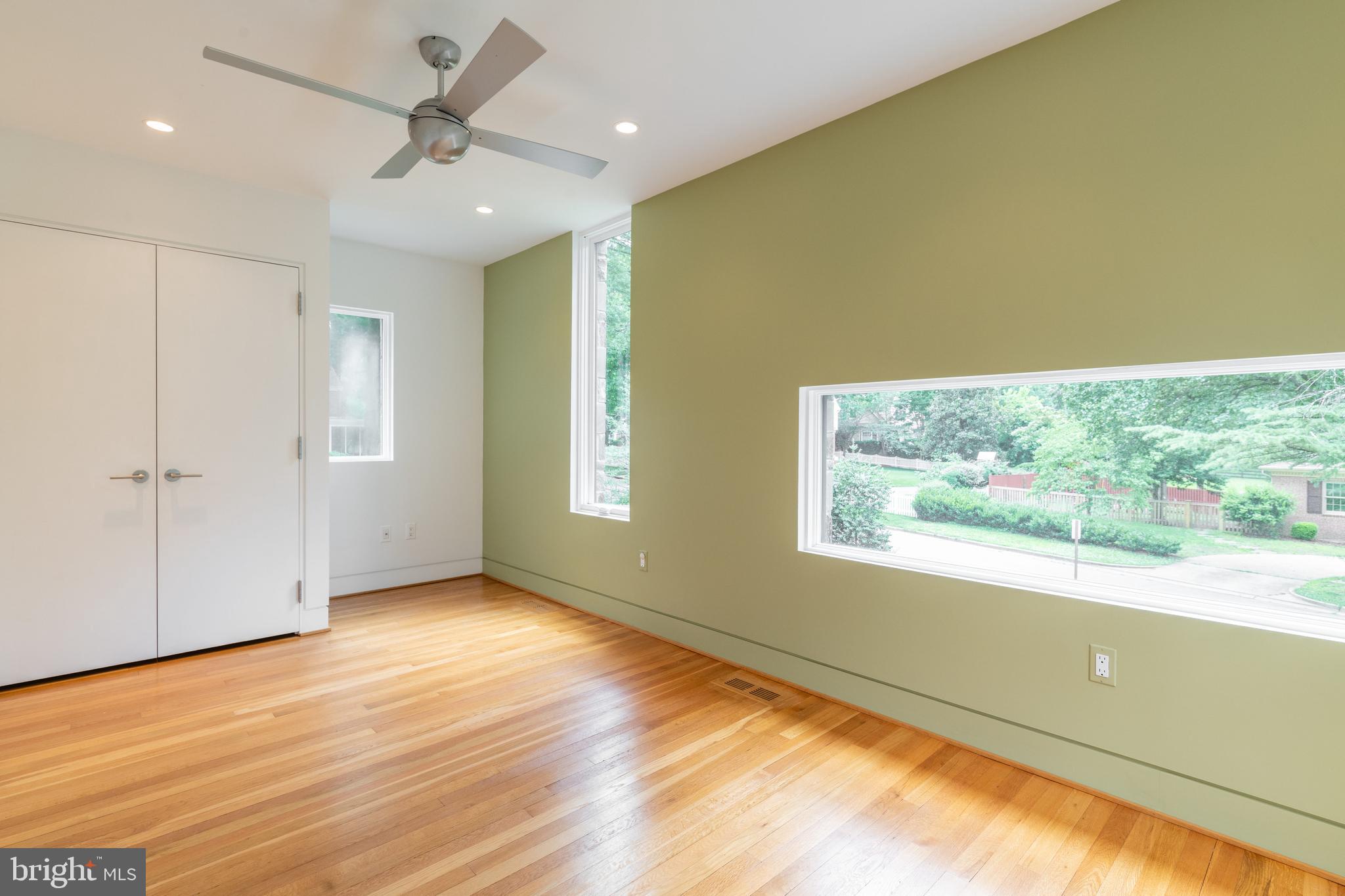 COLLEGE PARK - Residential